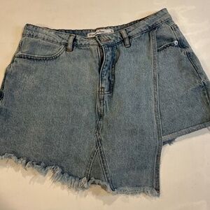 Highway Jeans Women’s asymmetrical denim skort frayed size 11